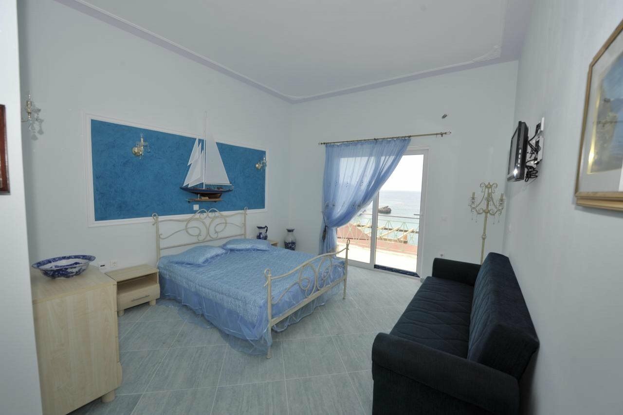 Blue Princess Hotel And Suites Liapades Esterno foto